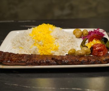 Chelo Chenjeh Kebab