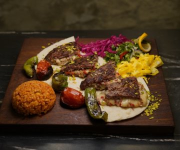 Kaşarlı Köfte