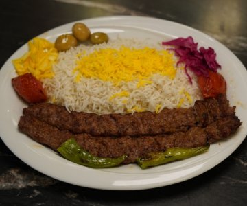 Chelo Koobideh Kabab