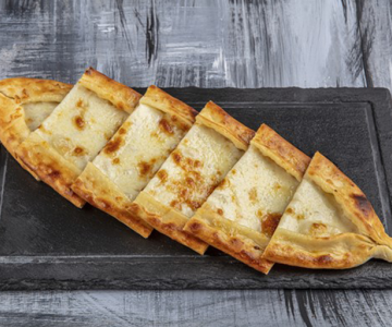 Kaşarlı Pide